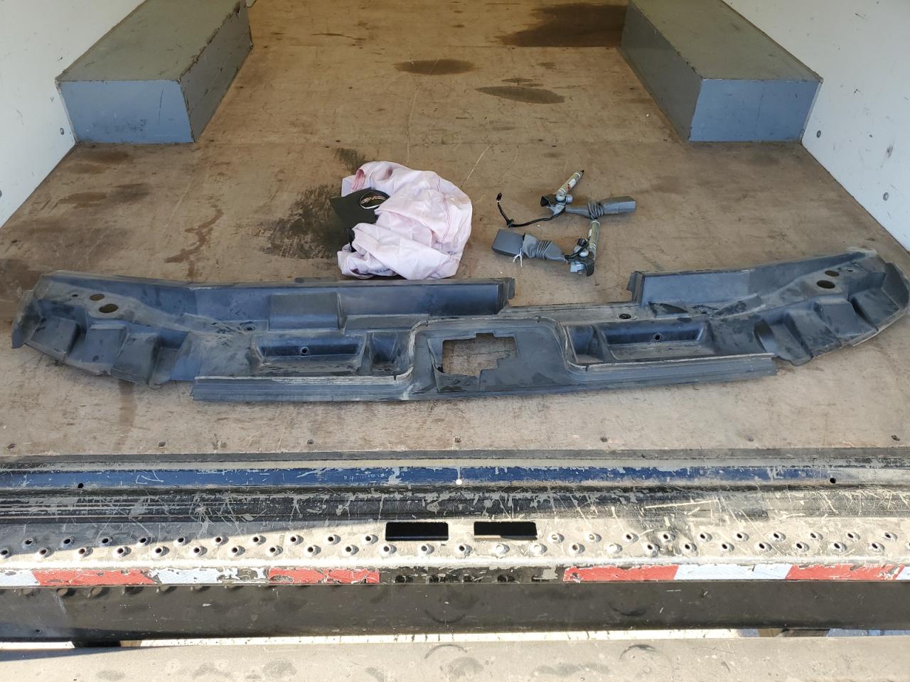 GMC SAVANA CUTAWAY G3500