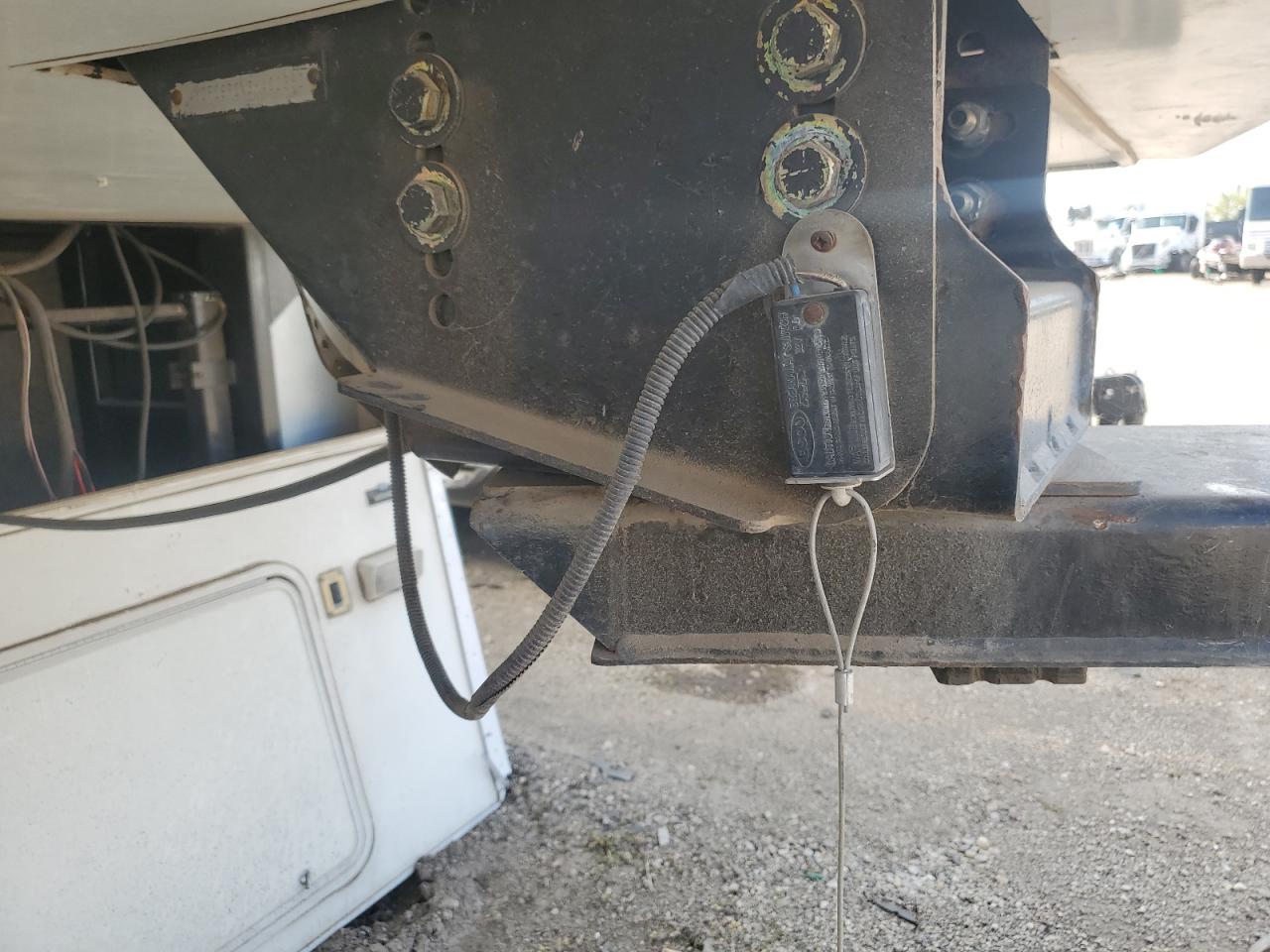 Lot #3293295439 2003 KEYSTONE CHALLENGER