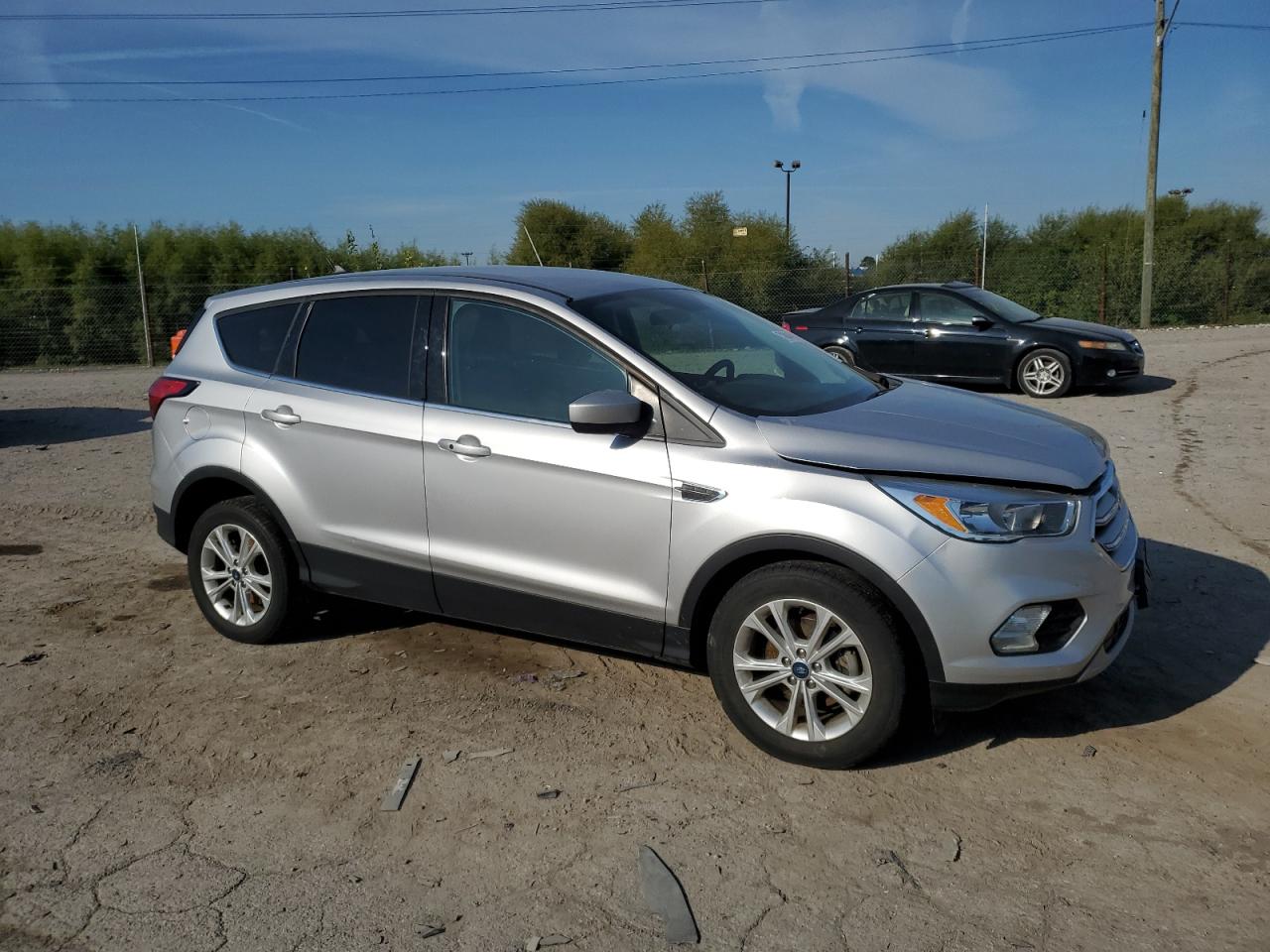FORD ESCAPE SE