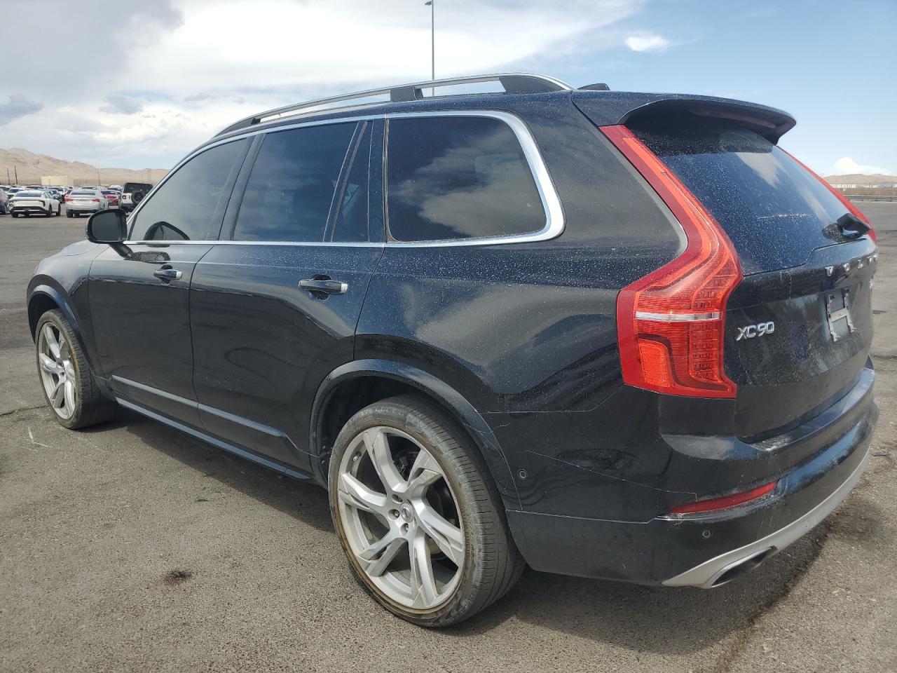 VOLVO XC90 T6