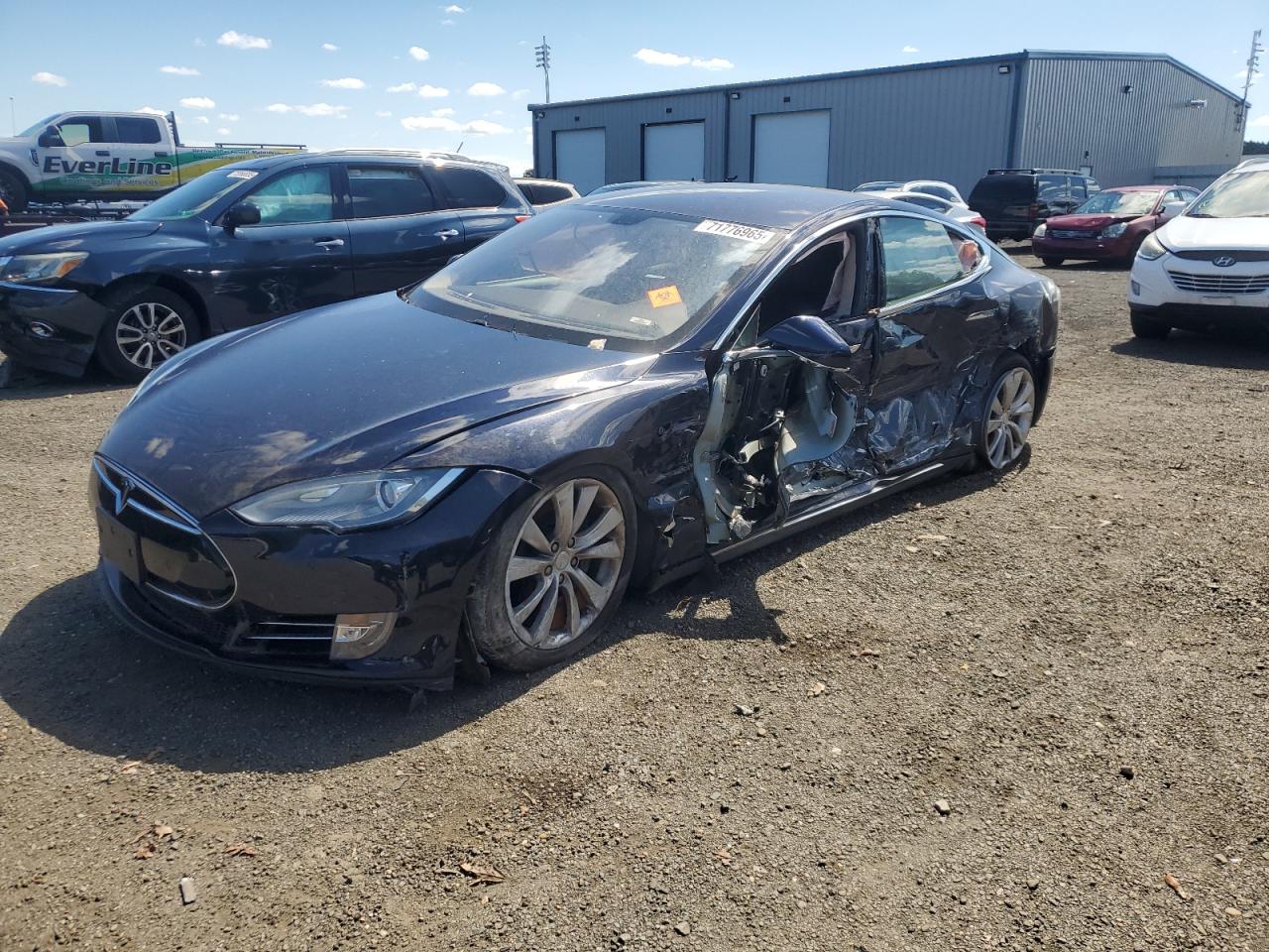 TESLA MODEL S