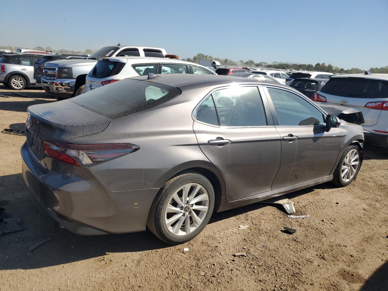 TOYOTA CAMRY LE