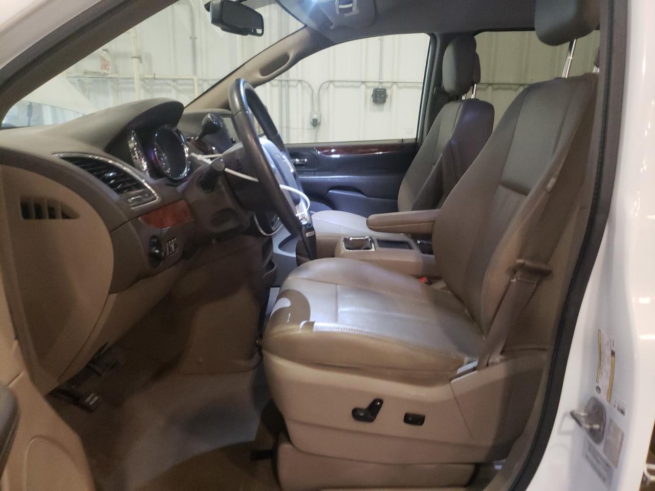 CHRYSLER TOWN & COUNTRY TOURING