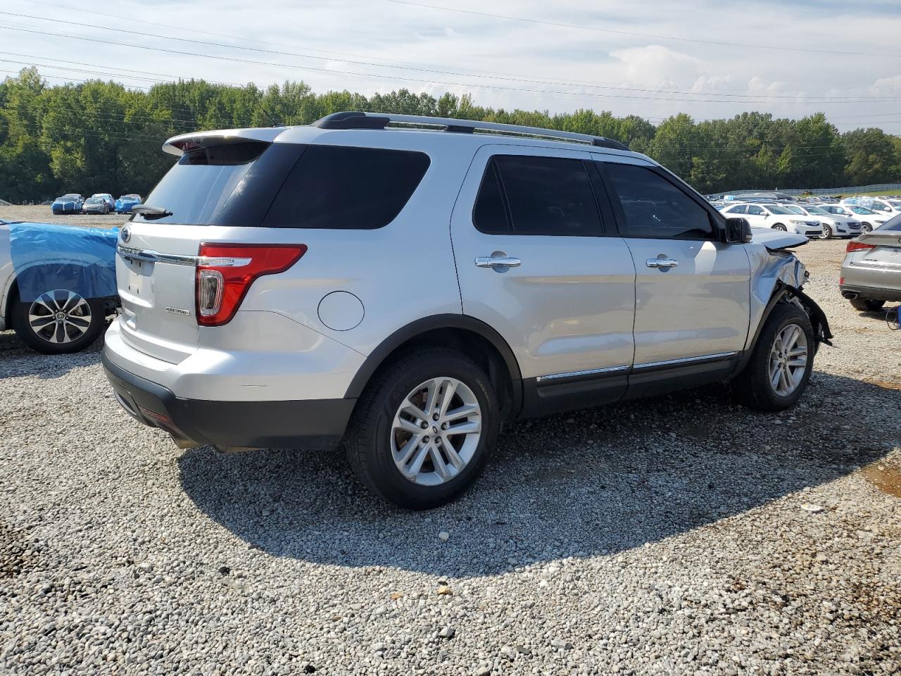 FORD EXPLORER XLT