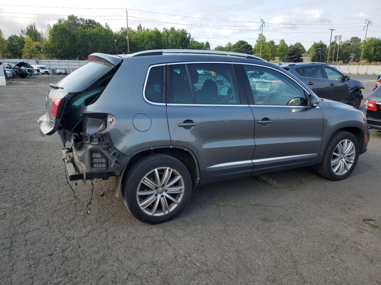 VOLKSWAGEN TIGUAN S