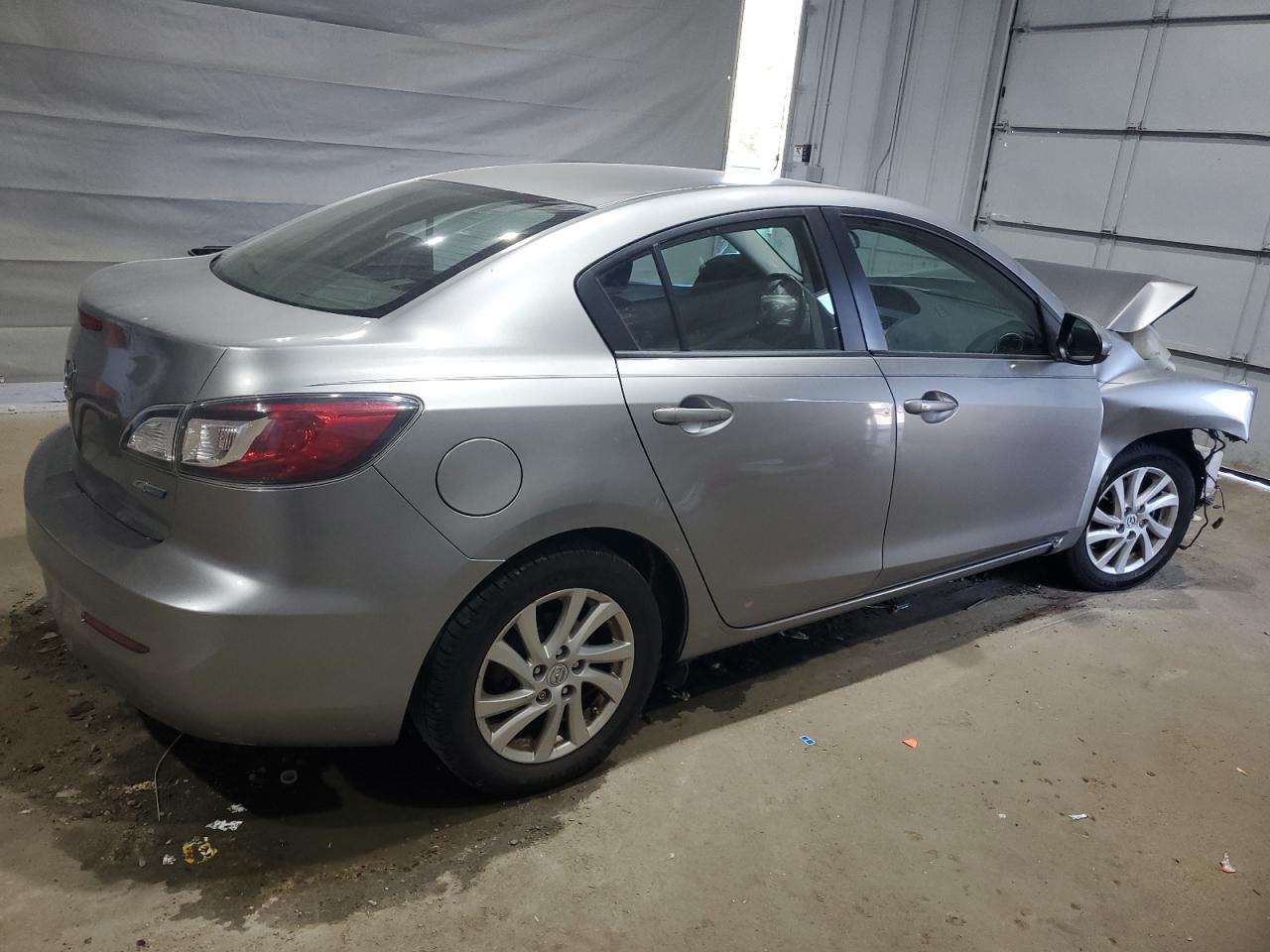 MAZDA 3 I