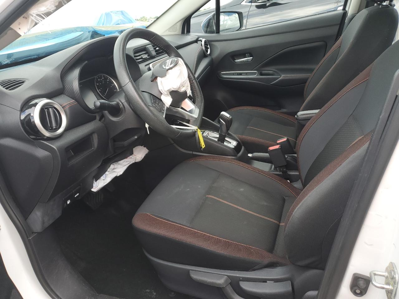 NISSAN VERSA SR