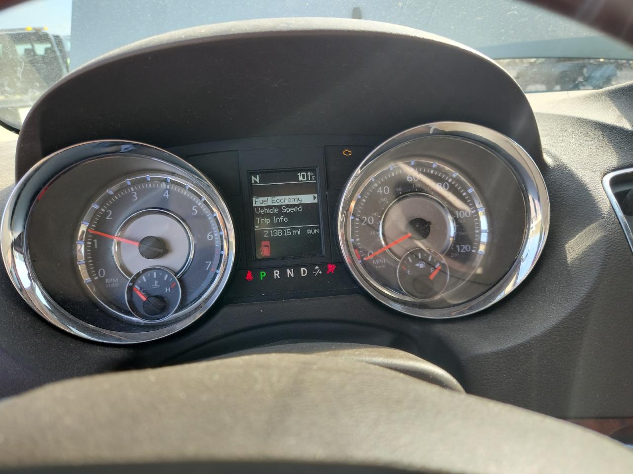 CHRYSLER TOWN & COUNTRY LIMITED