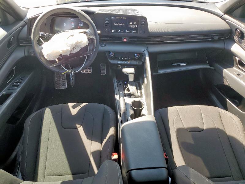 2025 HYUNDAI ELANTRA SE KMHLM4DG1SU009779