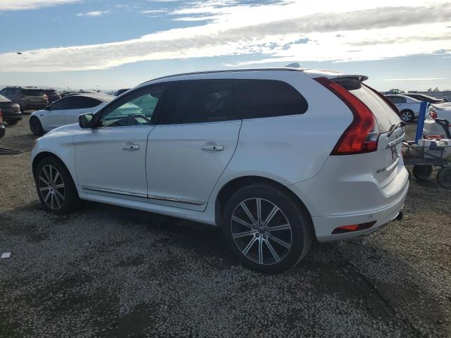 2015 VOLVO XC60 T5 PR YV440MDK8F2637667