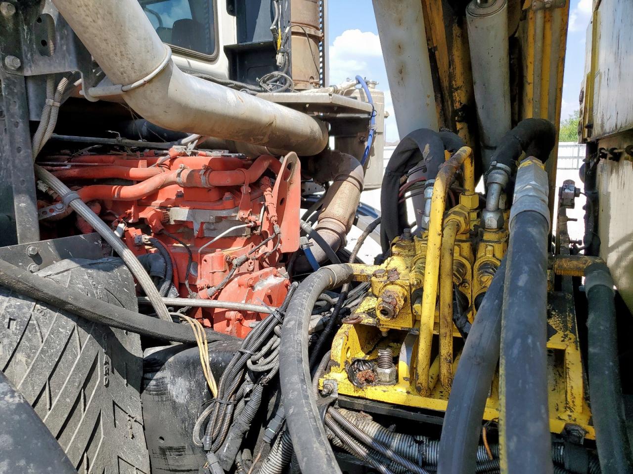 Lot #3246035192 2018 AUTOCAR XPEDITOR W