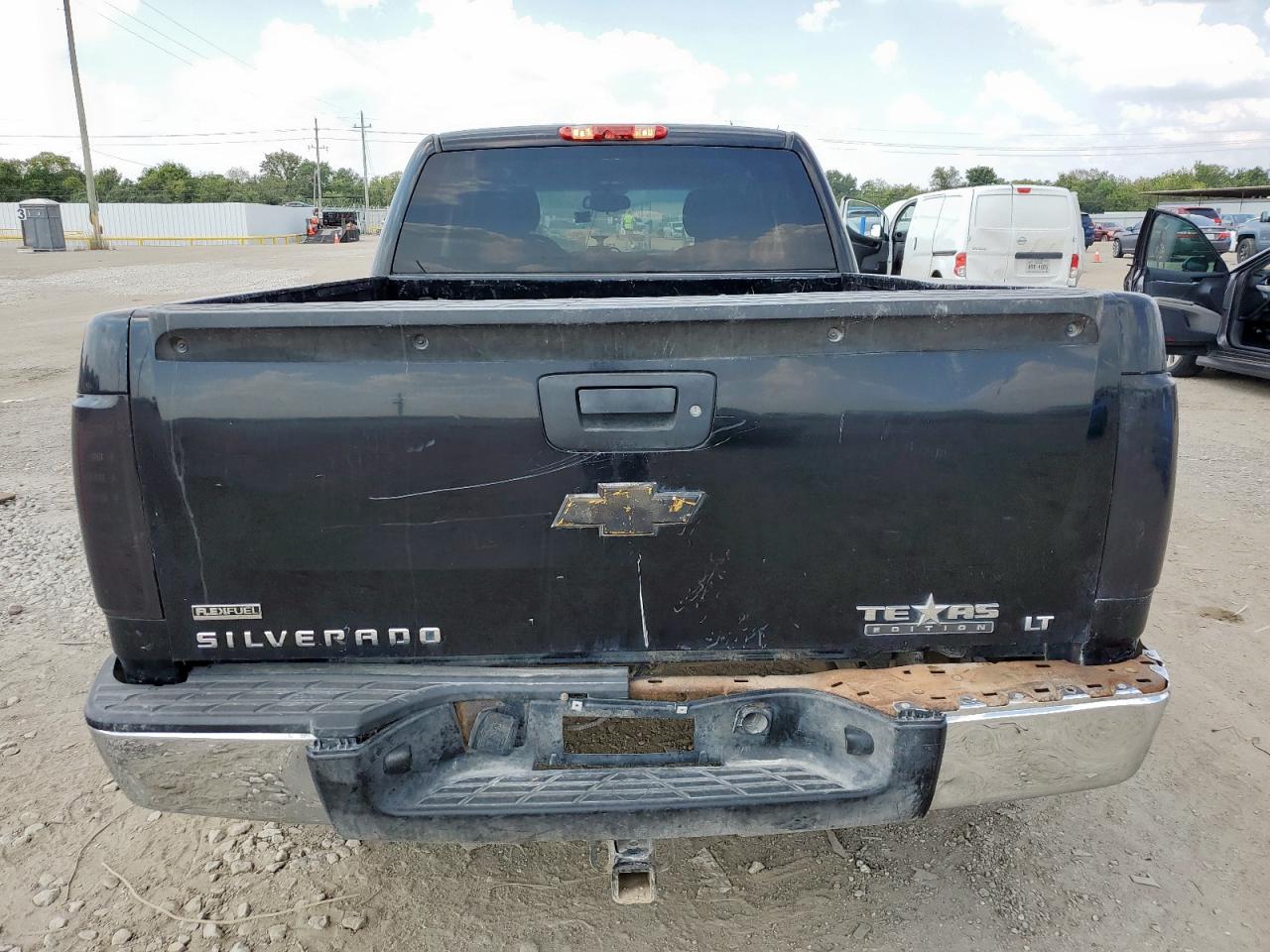 CHEVROLET SILVERADO C1500 LT