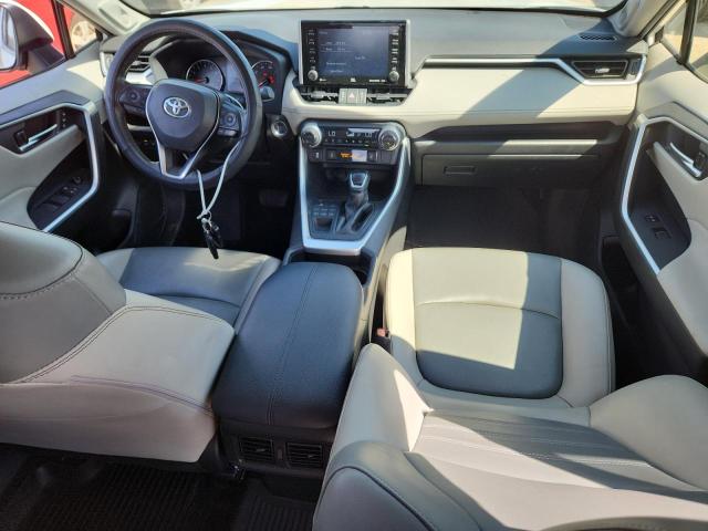 2019 TOYOTA RAV4 XLE PREMIUM - JTMA1RFV3KJ014187