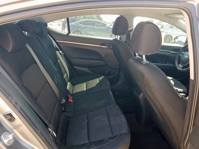 2018 HYUNDAI ELANTRA SE 5NPD74LF4JH243741