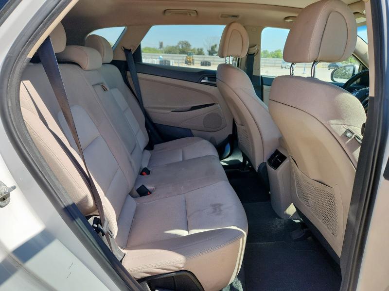 2017 HYUNDAI TUCSON LIM KM8J3CA24HU580561