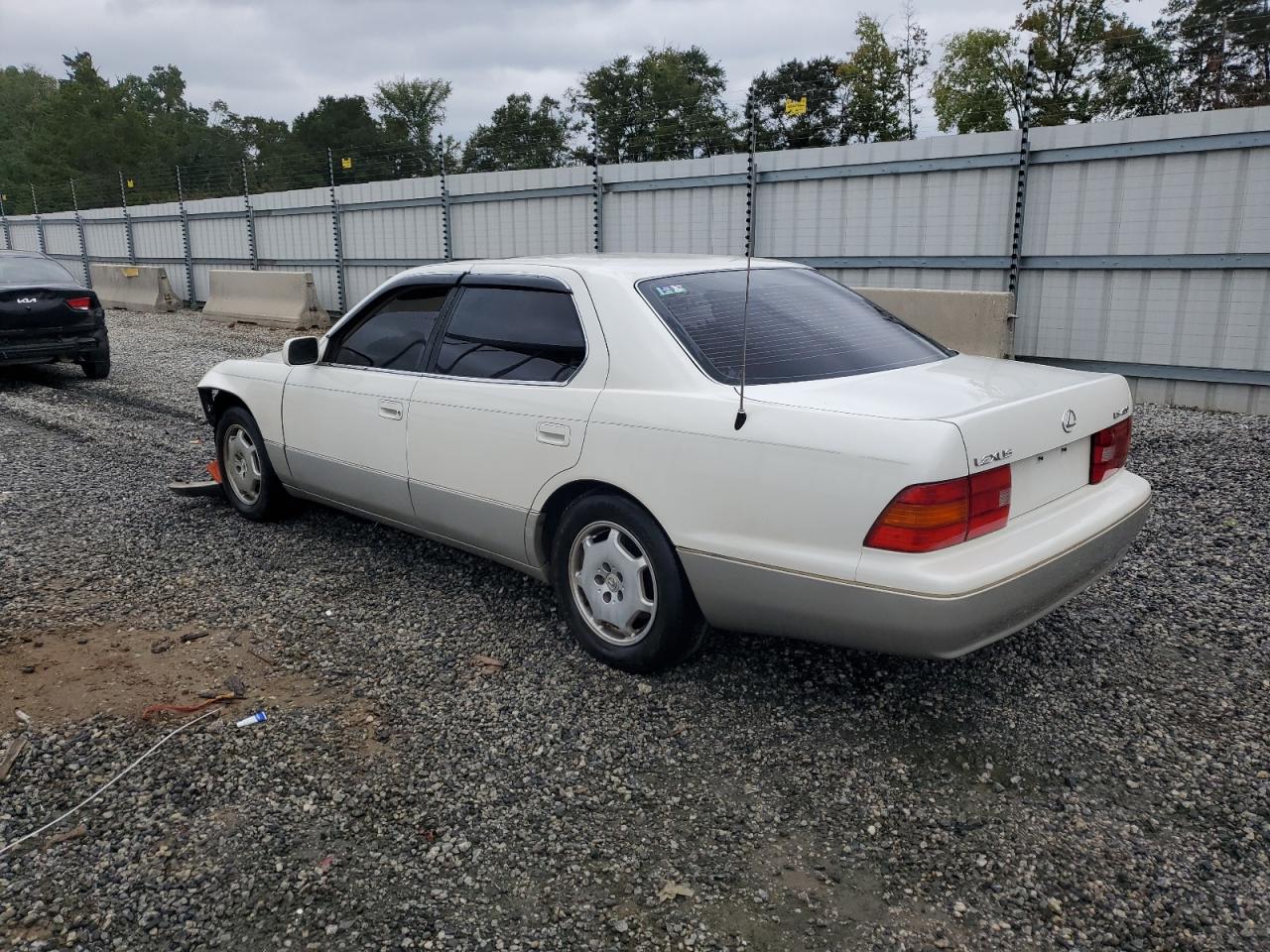 Lot #3284027812 1995 LEXUS LS 400