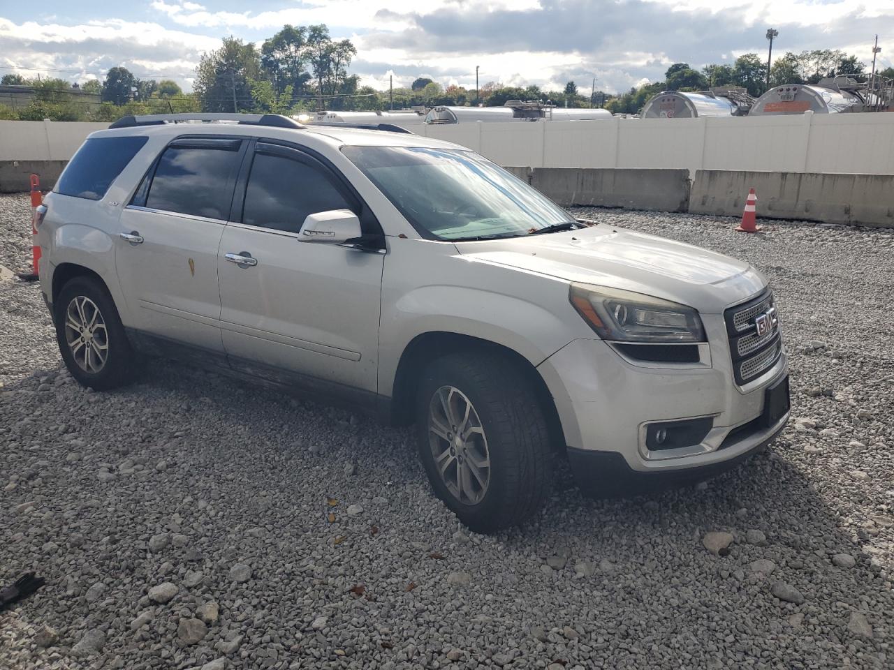 GMC ACADIA SLT-1