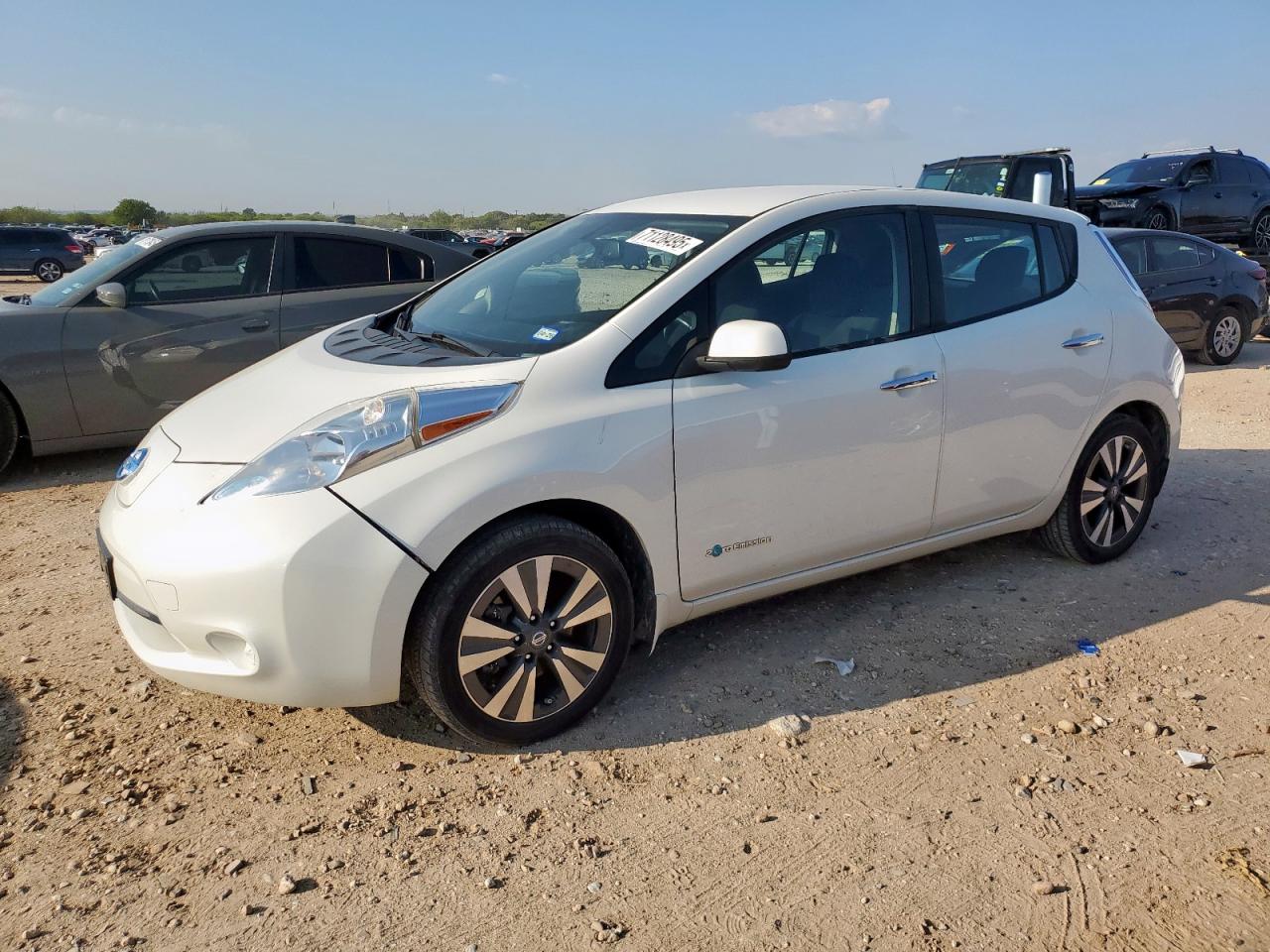 NISSAN LEAF SV