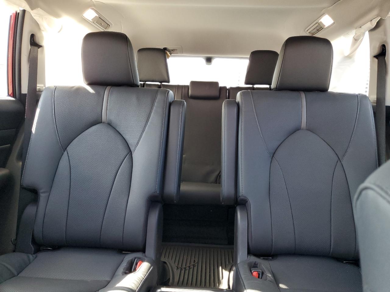 TOYOTA HIGHLANDER LE