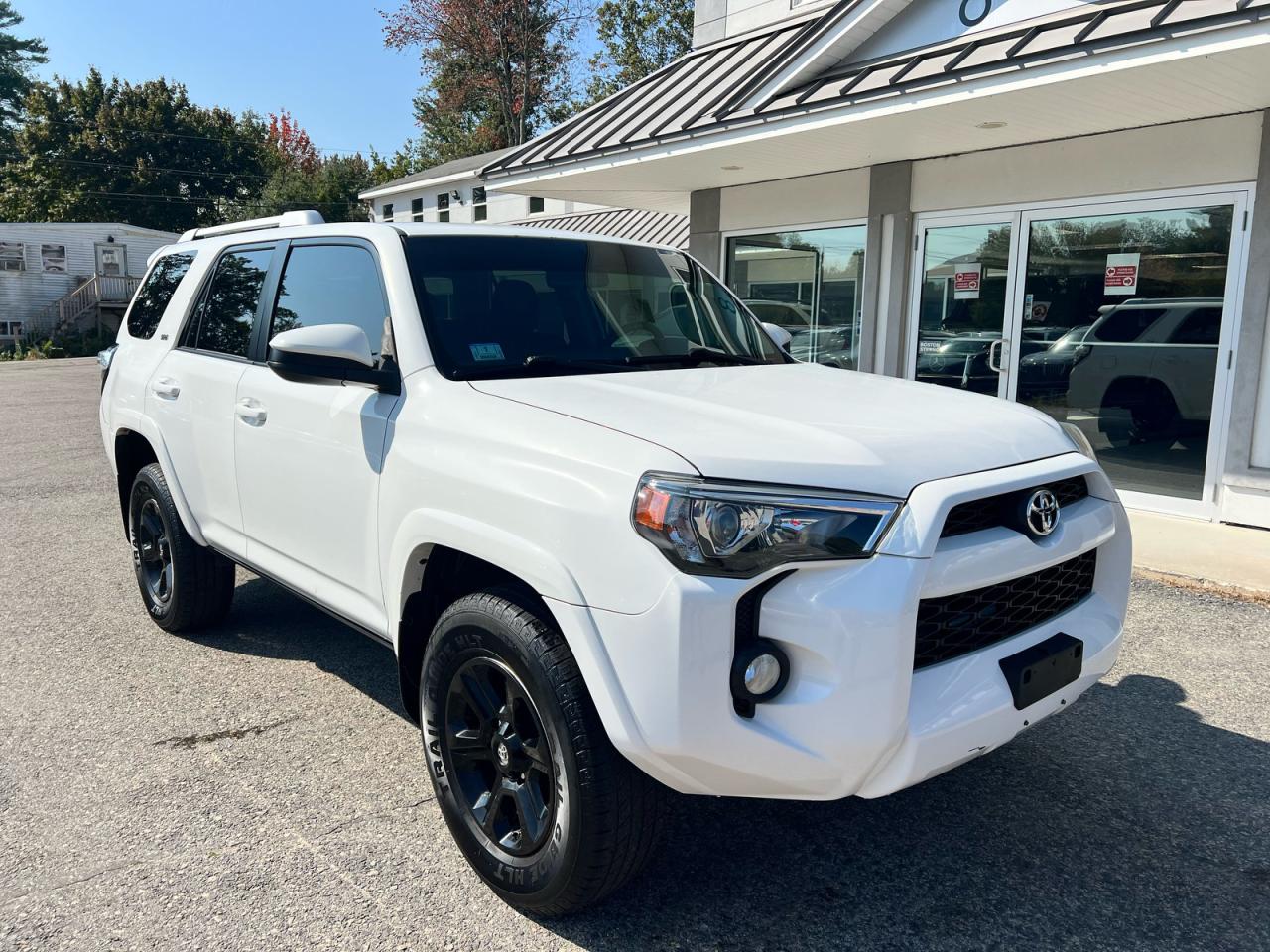 TOYOTA 4RUNNER SR5
