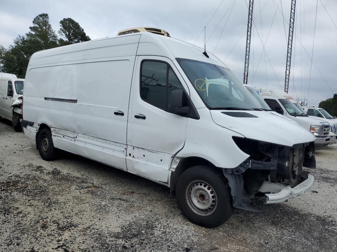 MERCEDES-BENZ SPRINTER 2500