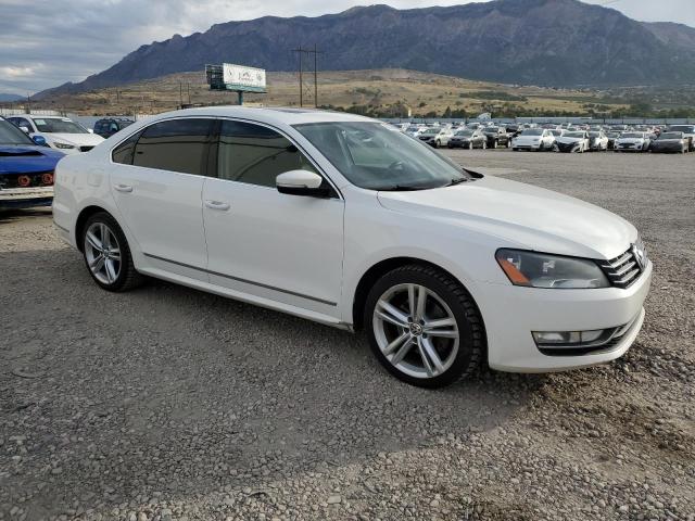 2015 VOLKSWAGEN PASSAT SEL 1VWCV7A3XFC075812