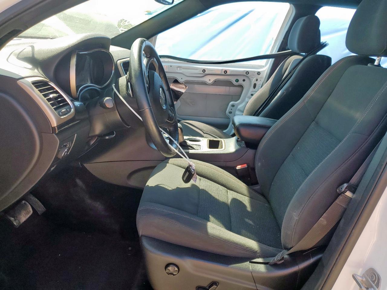 JEEP GRAND CHEROKEE LAREDO