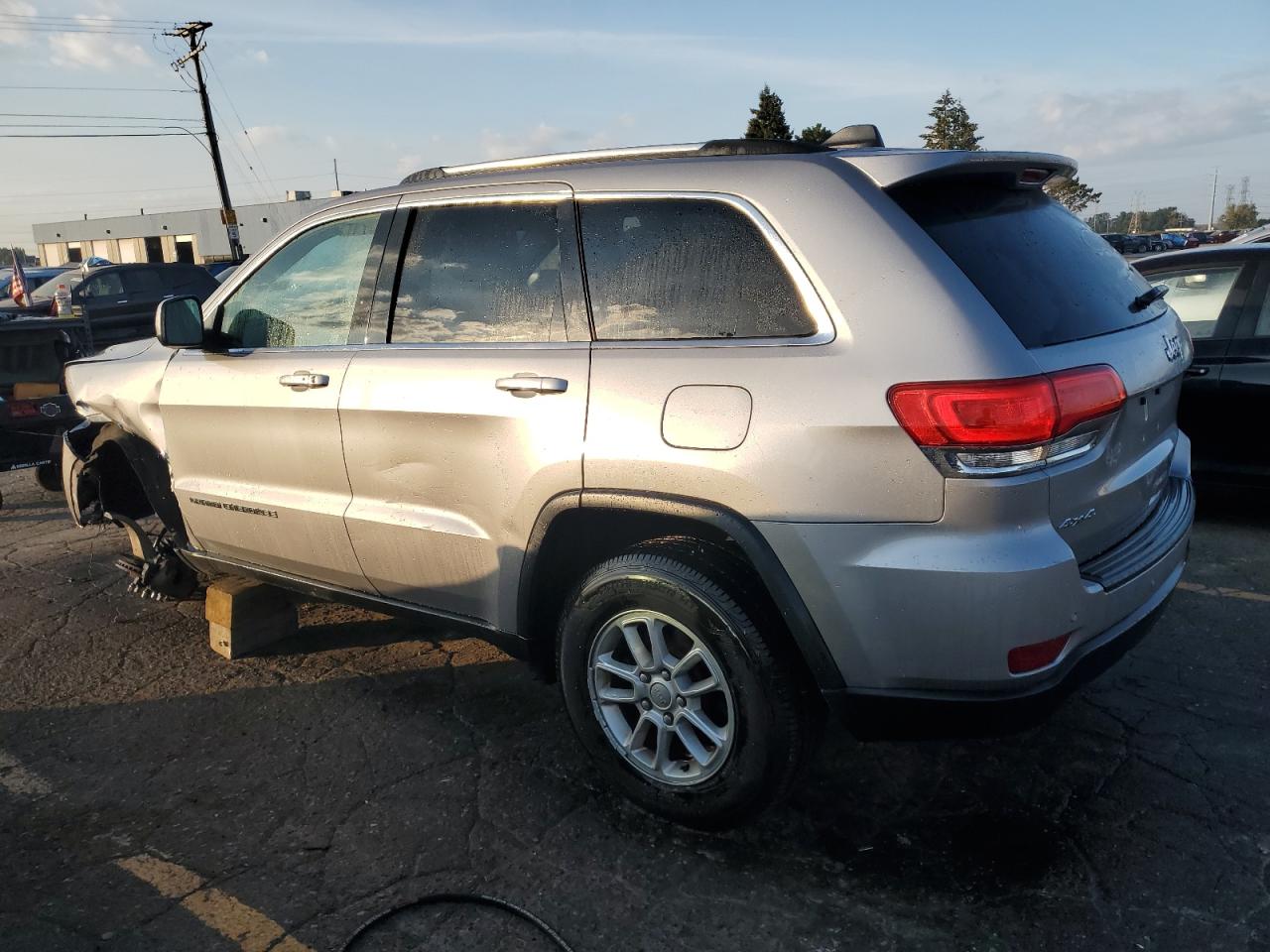 JEEP GRAND CHEROKEE LAREDO