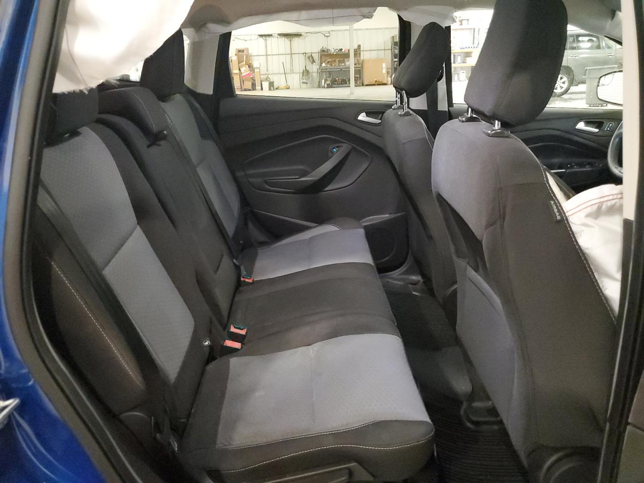 FORD ESCAPE SE