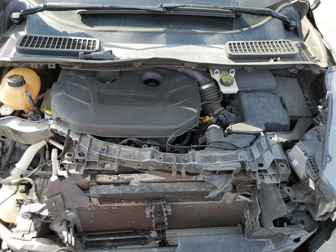 FORD ESCAPE TITANIUM