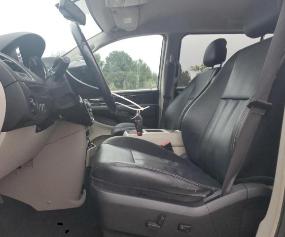 2015 CHRYSLER TOWN & COU 2C4RC1AG1FR639390