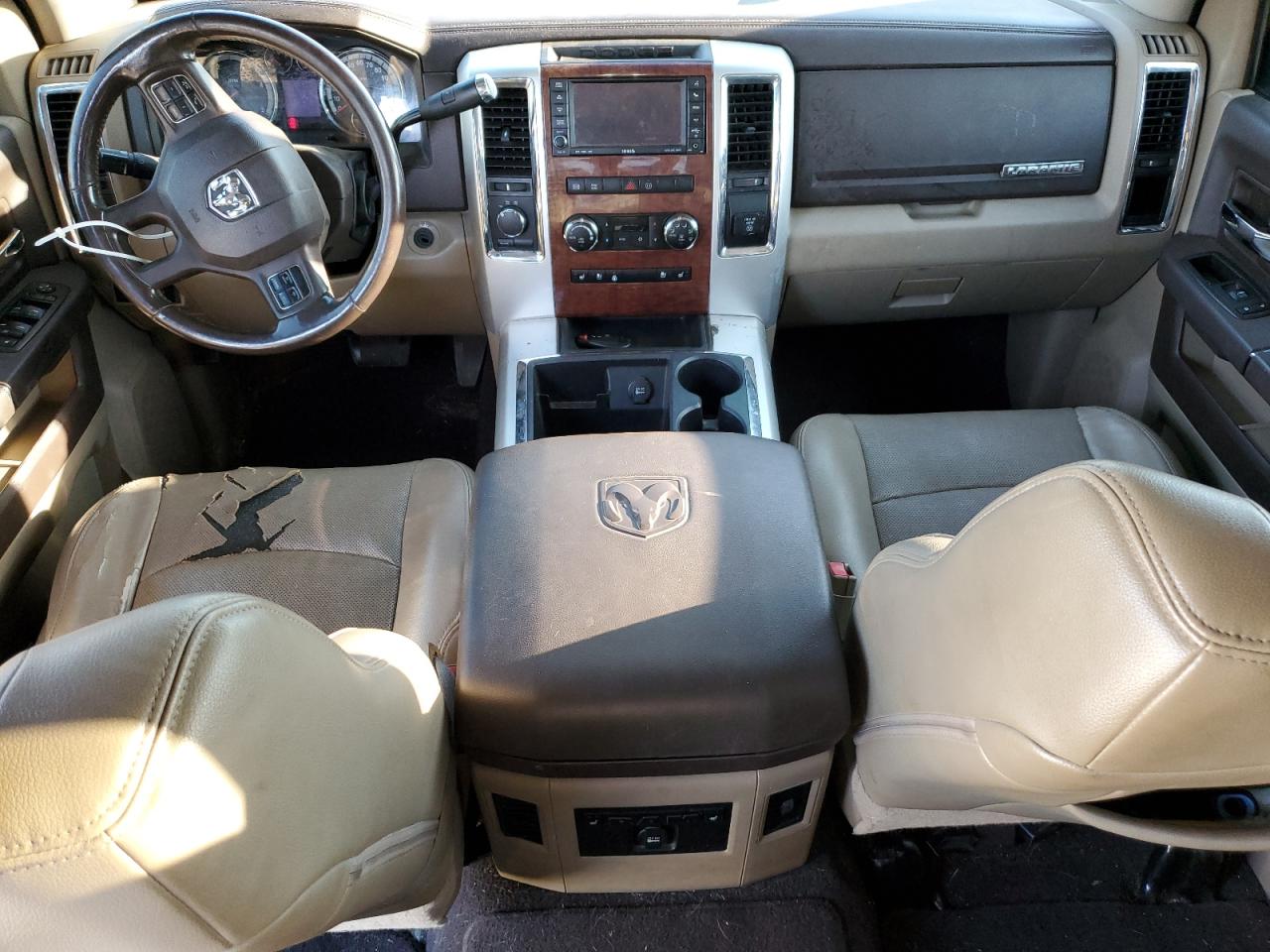 DODGE RAM 3500 LARAMIE