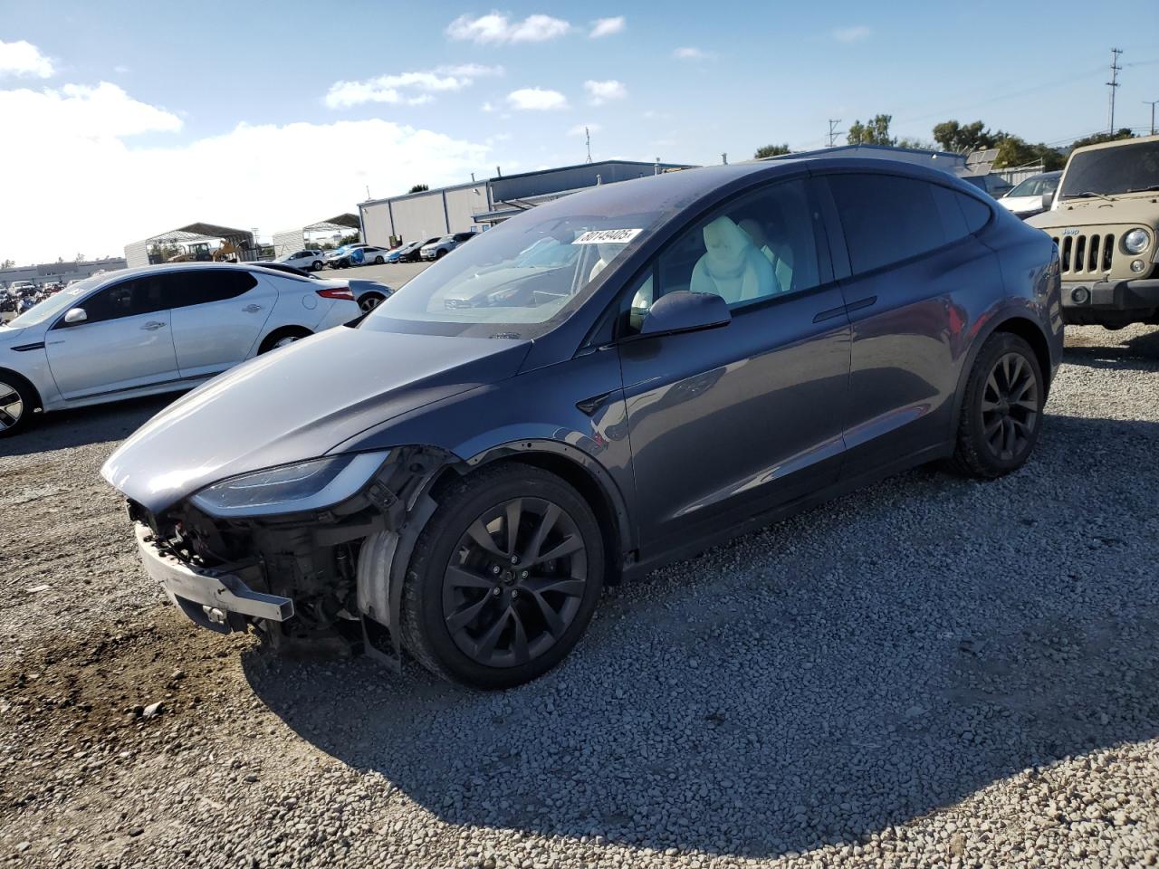 TESLA MODEL X