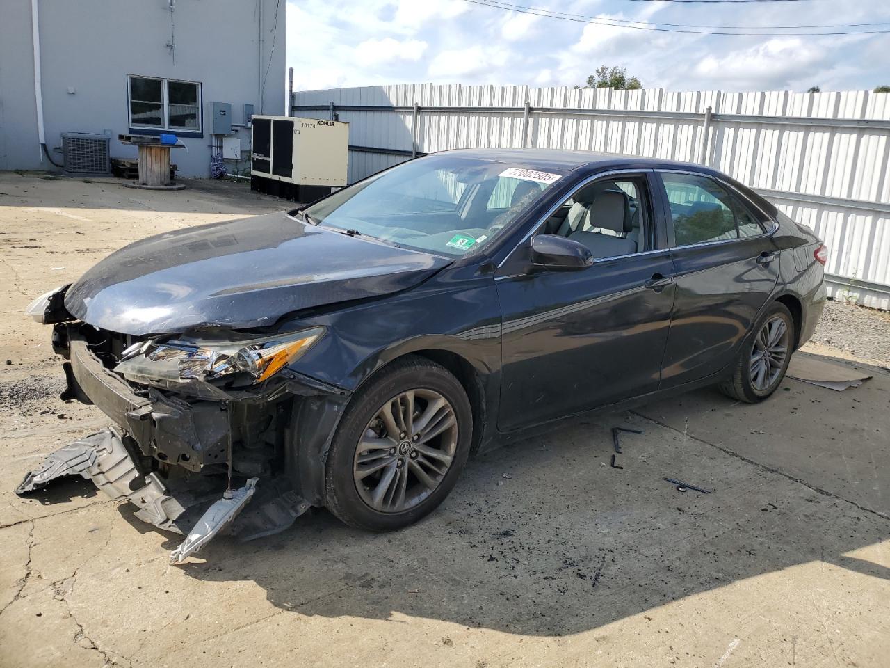  Salvage Toyota Camry