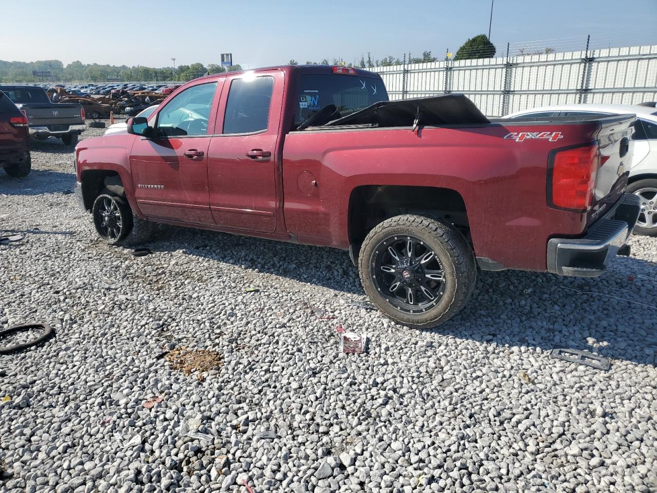 CHEVROLET SILVERADO K1500 LT