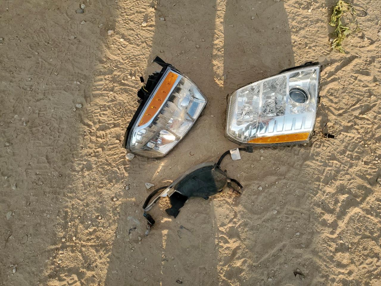 CADILLAC ESCALADE LUXURY