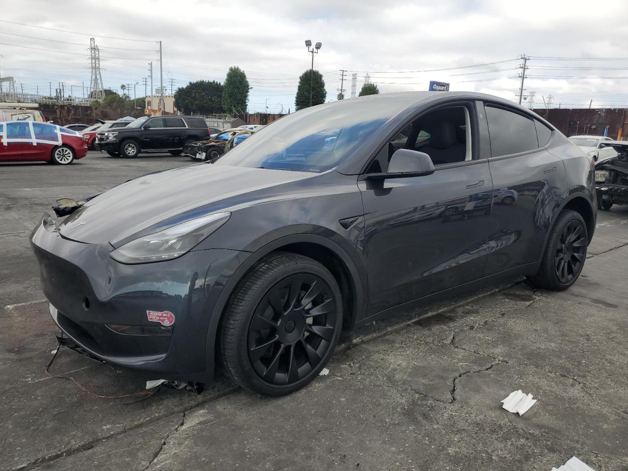 TESLA MODEL Y
