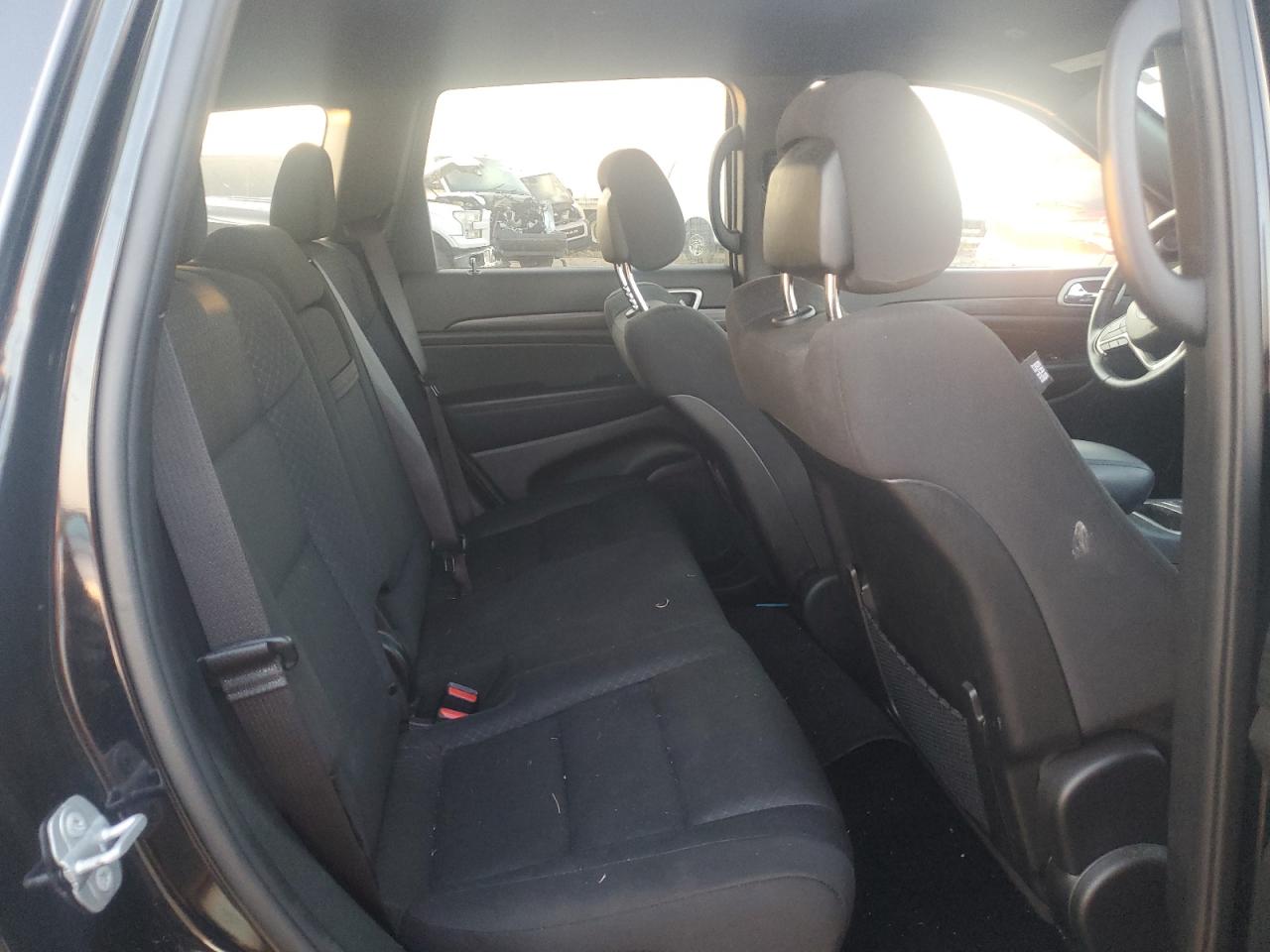 JEEP GRAND CHEROKEE LAREDO