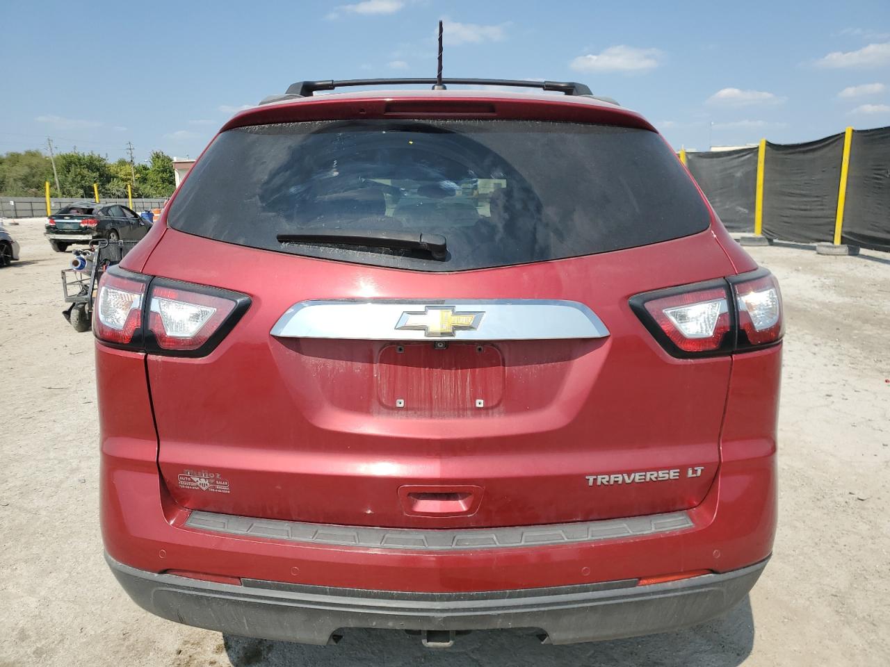 CHEVROLET TRAVERSE LT