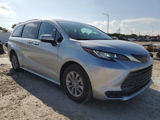 2021 TOYOTA SIENNA LE 5TDBSKFC5MS019968