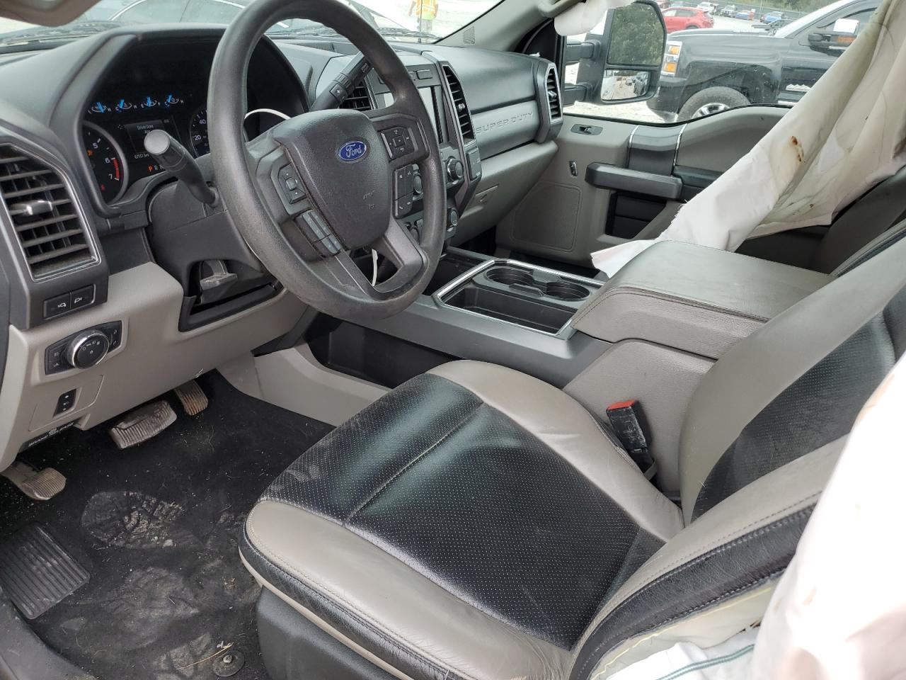 FORD F-250 SUPER DUTY