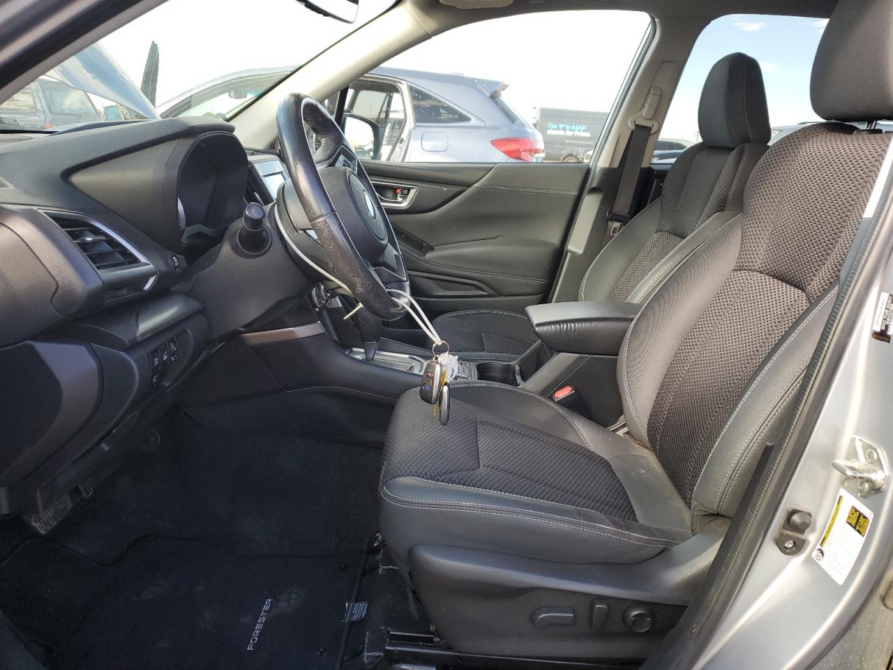 SUBARU FORESTER PREMIUM