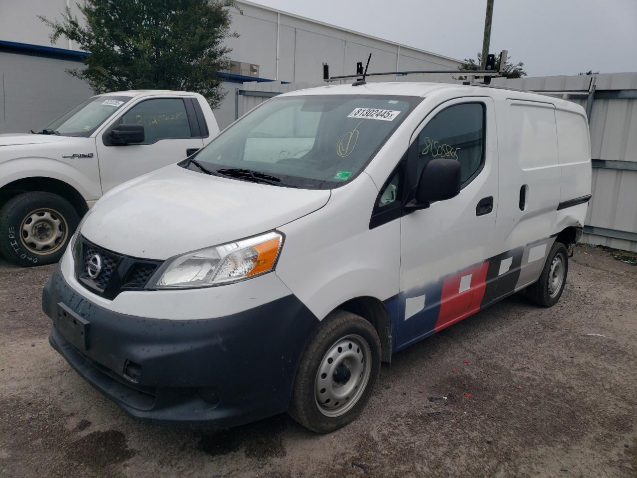 NISSAN NV200 2.5S