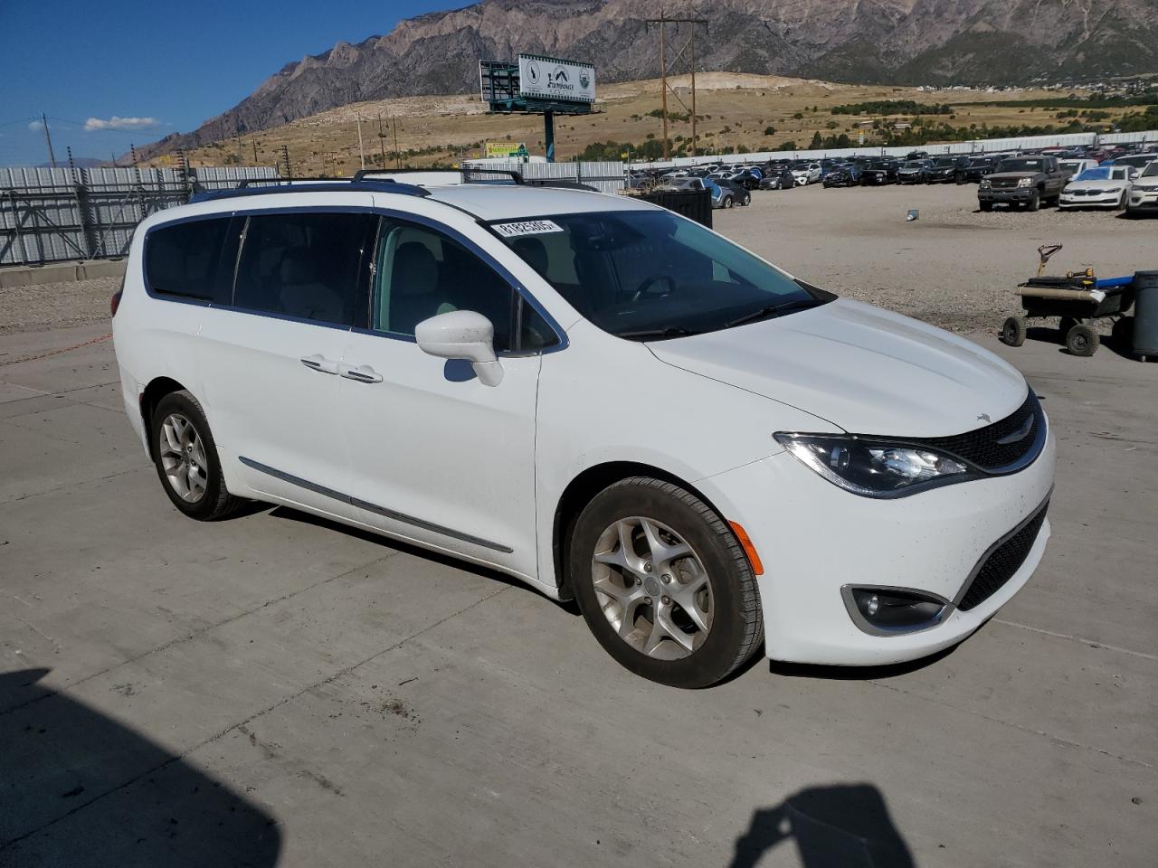 CHRYSLER PACIFICA TOURING L PLUS