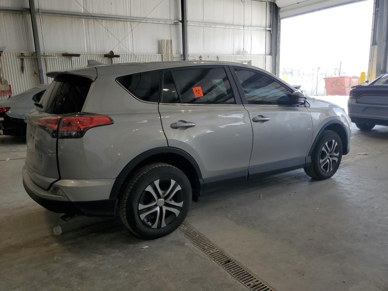 TOYOTA RAV4 LE