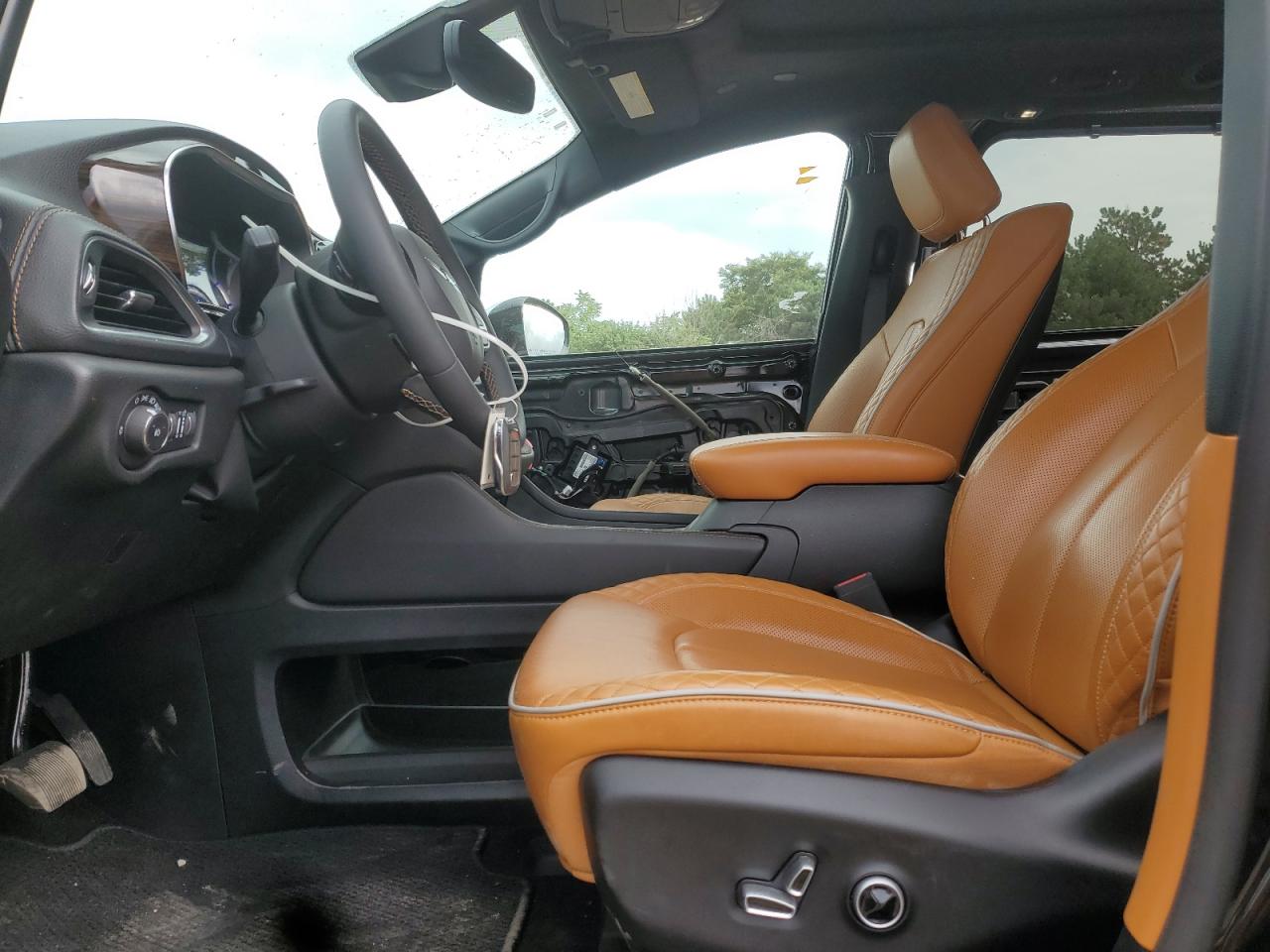 CHRYSLER PACIFICA HYBRID PINNACLE