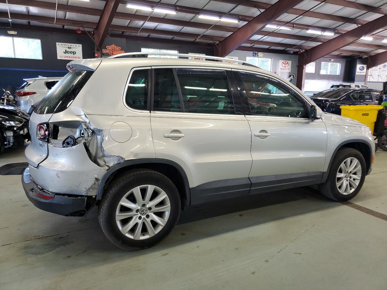 Lot #3230456575 2009 VOLKSWAGEN TIGUAN S