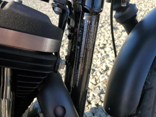 2017 HARLEY-DAVIDSON XL883 IRON 1HD4LE232HC410028