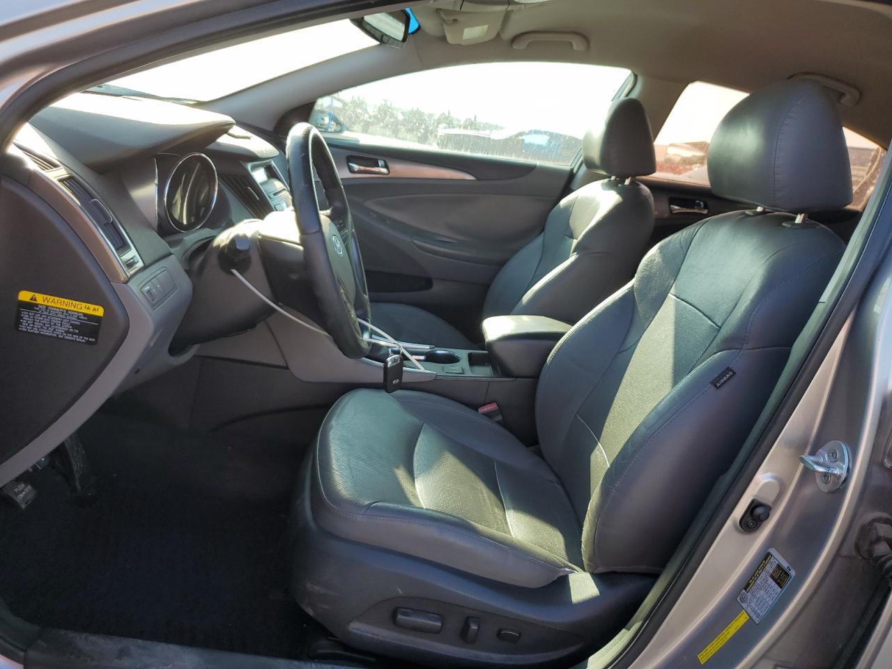 HYUNDAI SONATA HYBRID