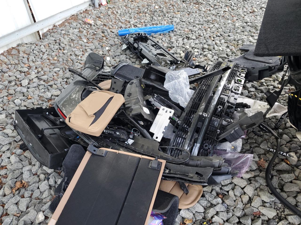 LAND ROVER RANGE ROVER AUTOBIOGRAPHY